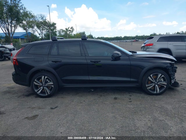 YV4L12WY3R2137662 Volvo V60 Cross Country B5 Plus