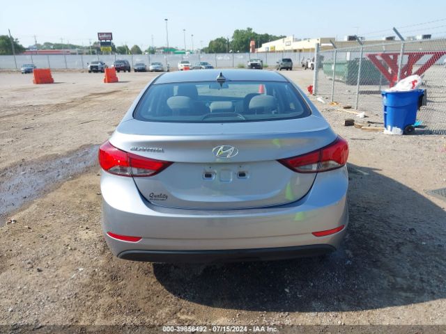 5NPDH4AE2GH767258 Hyundai ELANTRA SE