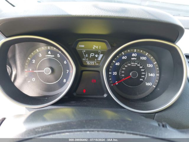 5NPDH4AE2GH767258 Hyundai ELANTRA SE