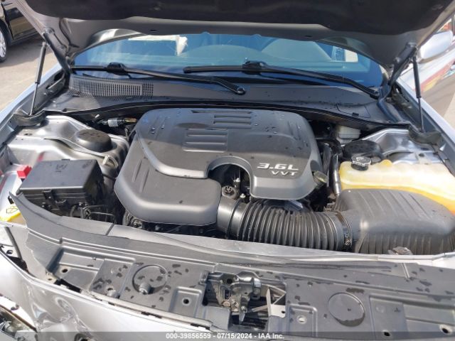 2C3CCAAG8EH315898 Chrysler 300
