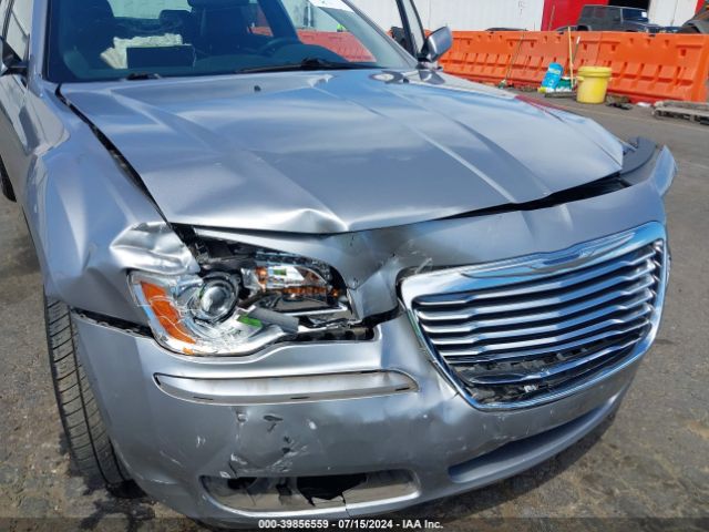 2C3CCAAG8EH315898 Chrysler 300