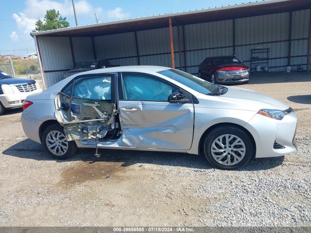 Toyota COROLLA LE 2018 2T1BURHE0JC974036 Image 13