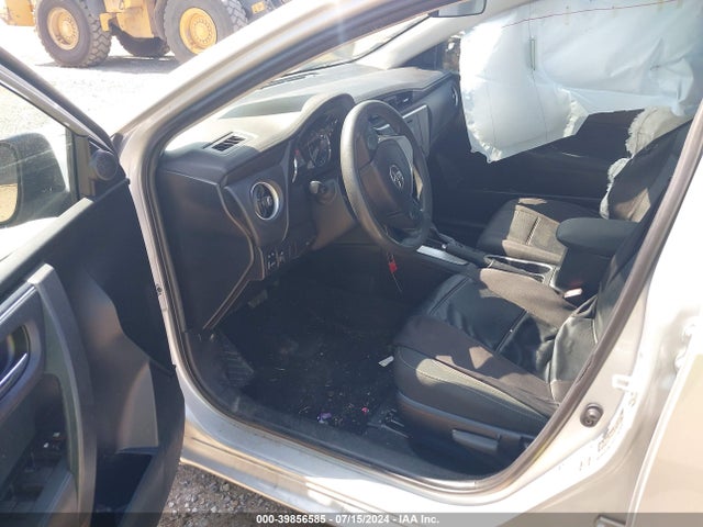Toyota COROLLA LE 2018 2T1BURHE0JC974036 Image 5