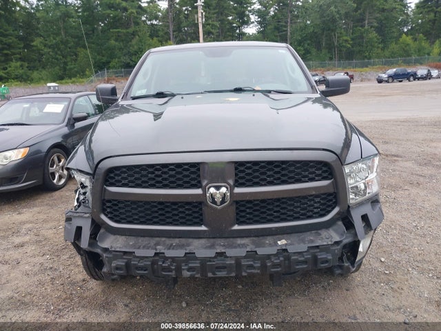 1C6RR7FG0KS534608 RAM 1500 Classic Express Quad Cab 4x4 6'4 Box