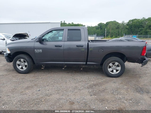 1C6RR7FG0KS534608 RAM 1500 Classic Express Quad Cab 4x4 6'4 Box