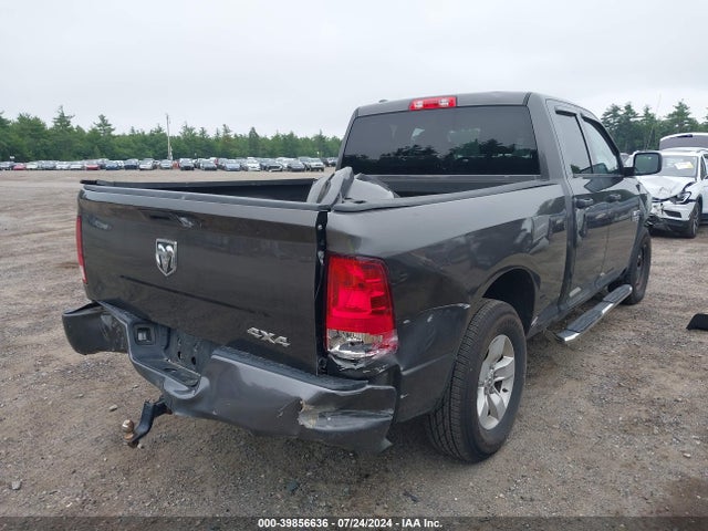 1C6RR7FG0KS534608 RAM 1500 Classic Express Quad Cab 4x4 6'4 Box
