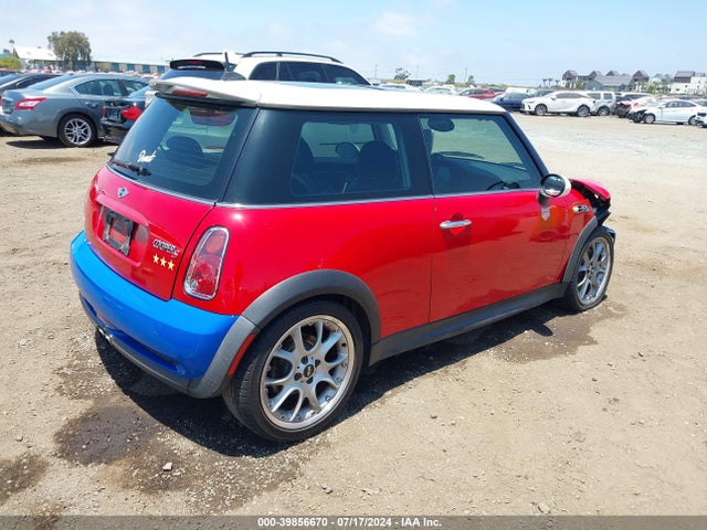 2005 MINI COOPER S WMWRE33505TL10332 Photo 3