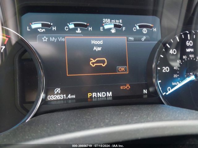 1FMJU1HT8KEA12069 Ford Expedition Xlt