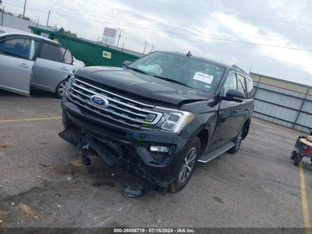 1FMJU1HT8KEA12069 Ford Expedition Xlt