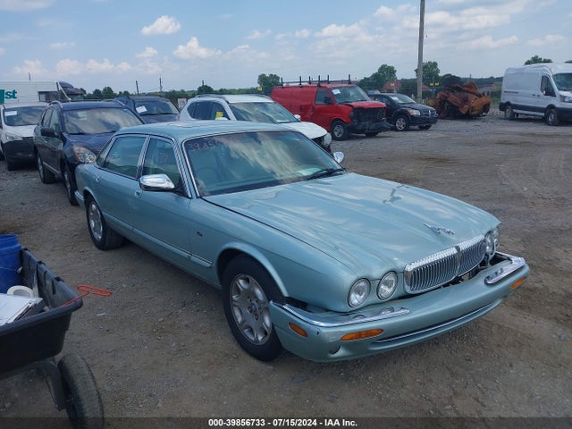 2001 JAGUAR XJ8 SAJDA24C81LF25049 Photo 0