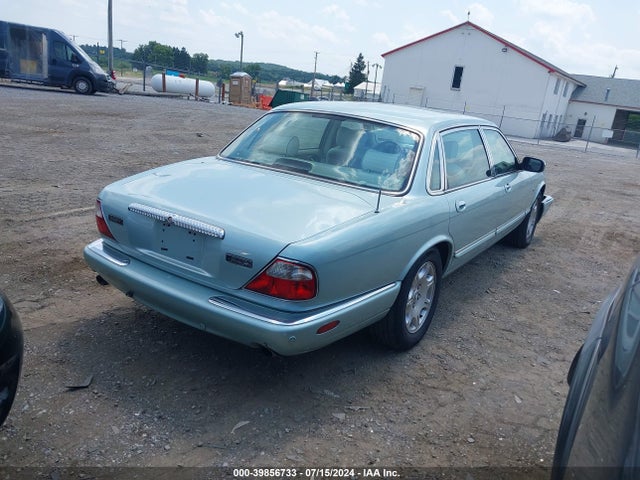 2001 JAGUAR XJ8 SAJDA24C81LF25049 Photo 3