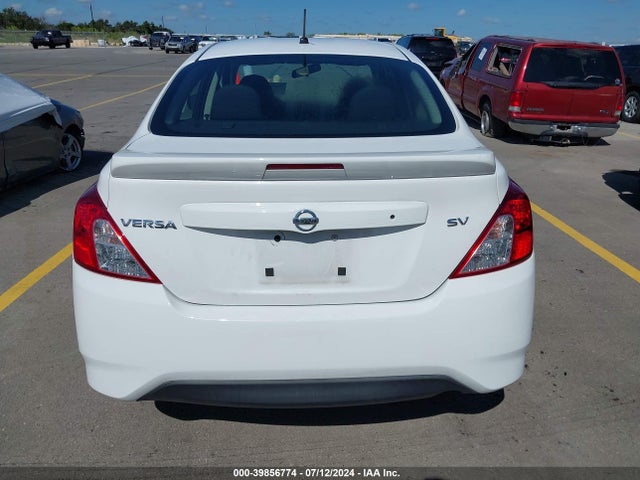 Nissan Versa 1.6 Sv 2018 3N1CN7AP7JL860715 Image 17