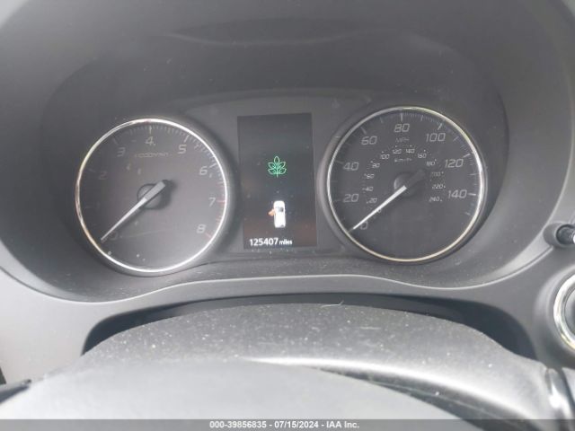 JA4AZ3A36JZ036514 Mitsubishi Outlander Se