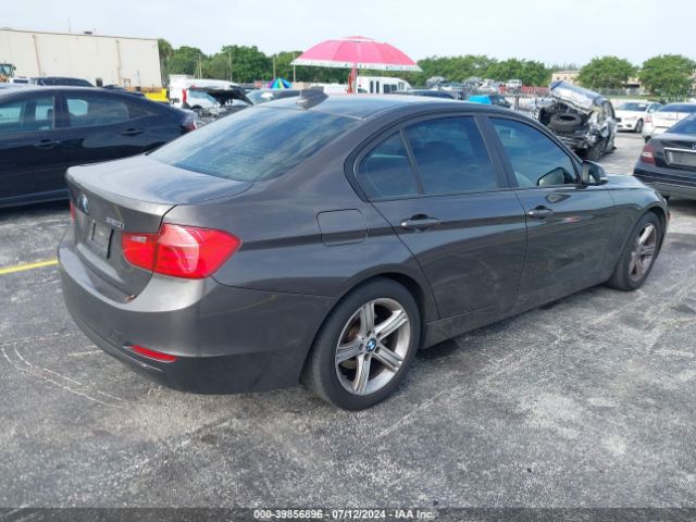 WBA3B1C58FK137038 BMW 320i
