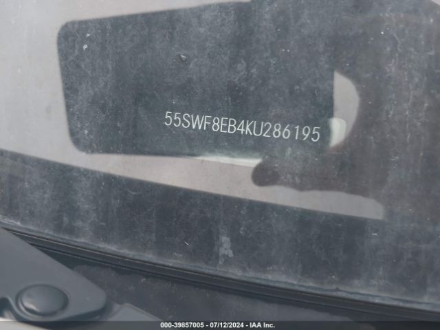 55SWF8EB4KU286195 Mercedes-Benz C 300 4matic
