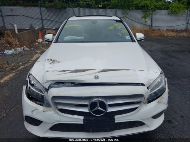 55SWF8EB4KU286195 Mercedes-Benz C 300 4matic