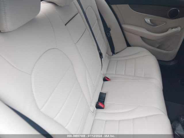 55SWF8EB4KU286195 Mercedes-Benz C 300 4matic