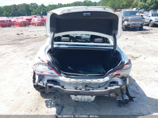 KMTG64LA8LU056369 Genesis G70 2.0t Rwd