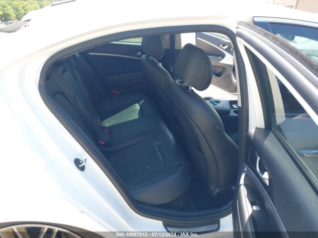 KMTG64LA8LU056369 Genesis G70 2.0t Rwd