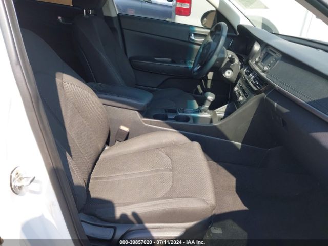 5XXGT4L30GG064390 KIA Optima Lx