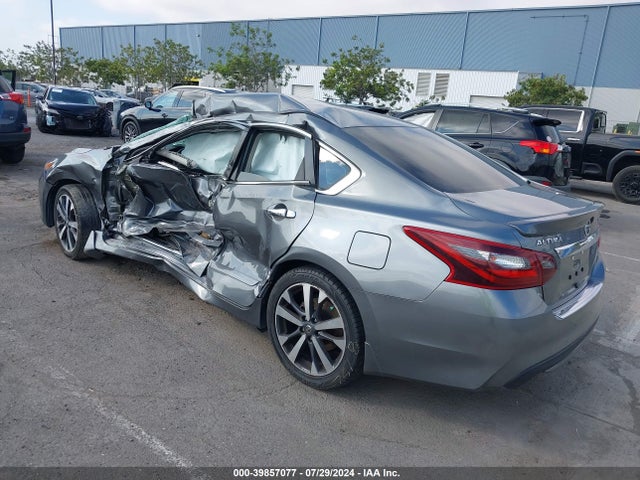 Nissan Altima 2.5 Sr 2017 1N4AL3AP7HC205078 Image 3