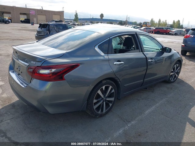 Nissan Altima 2.5 Sr 2017 1N4AL3AP7HC205078 Image 4