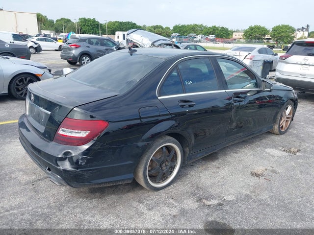 WDDGF8AB7EG174096 Mercedes-Benz C 300 Luxury 4matic/sport 4matic