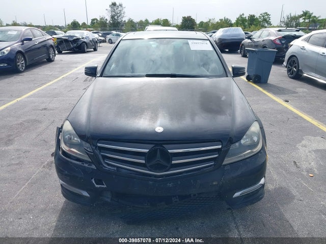 WDDGF8AB7EG174096 Mercedes-Benz C 300 Luxury 4matic/sport 4matic