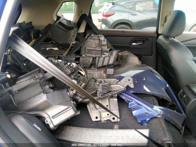 5N1BT3BBXNC699509 Nissan Rogue Sv Intelligent Awd