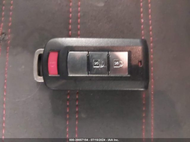JA4AP3AW0JU015526 Mitsubishi Outlander Sport 2.4 Se