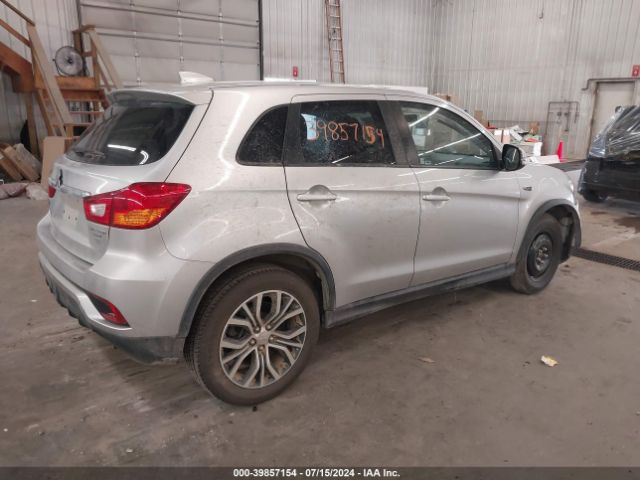 JA4AP3AW0JU015526 Mitsubishi Outlander Sport 2.4 Se