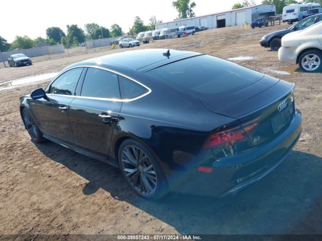 2016 AUDI A7 WAUWGAFC9GN003065 Photo 2