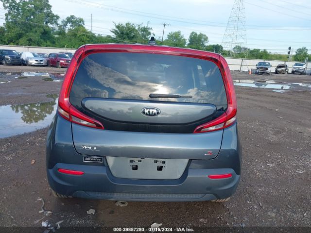 KNDJ23AU8L7733927 KIA SOUL S