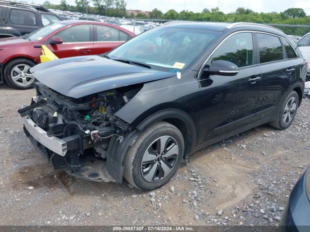 KNDCC3LC9H5065665 KIA NIRO EX