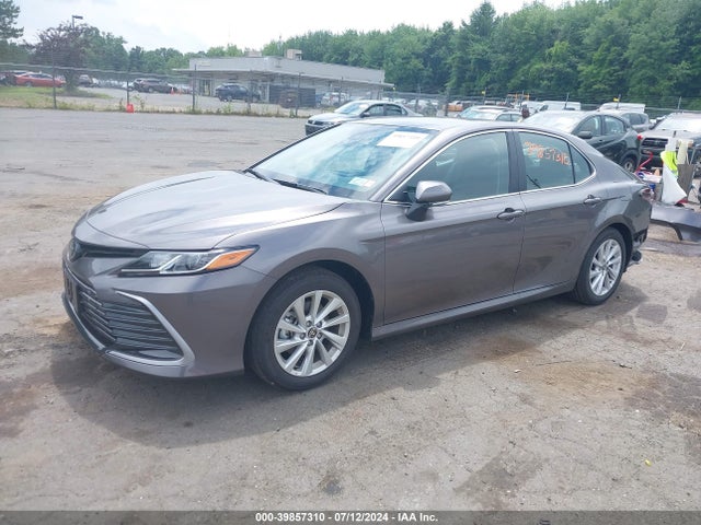 4T1C11BK7RU114867 Toyota CAMRY LE