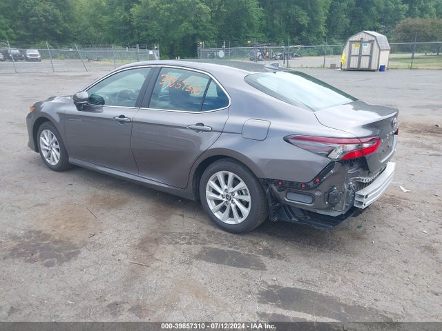 4T1C11BK7RU114867 Toyota CAMRY LE