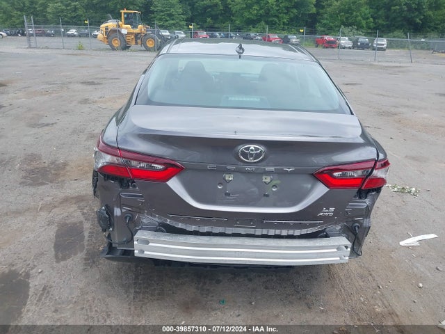 4T1C11BK7RU114867 Toyota CAMRY LE