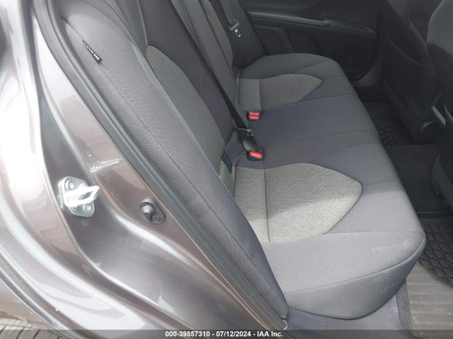 4T1C11BK7RU114867 Toyota CAMRY LE