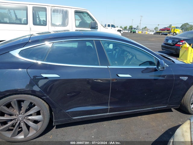 Tesla Model S 60/70/75/85 2016 5YJSA1E13GF155263 Image 13