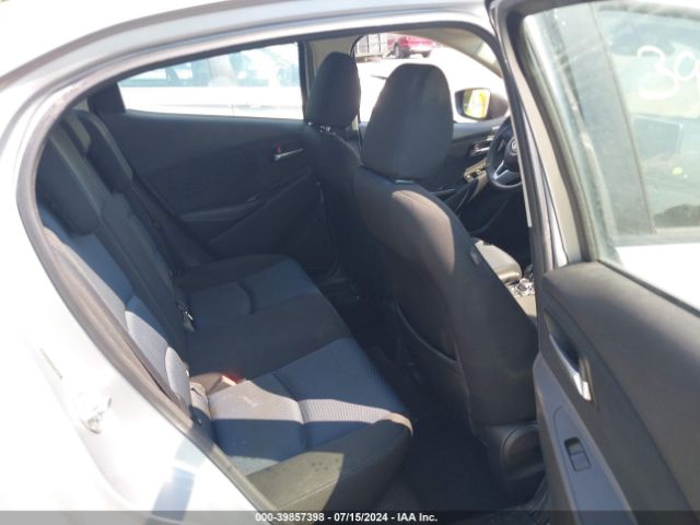 3MYDLBYV3HY154435 Toyota YARIS IA