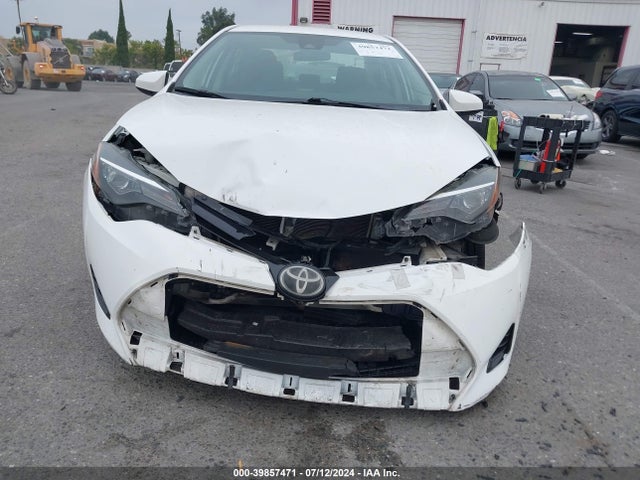 Toyota COROLLA LE 2018 2T1BURHE0JC073278 Image 17