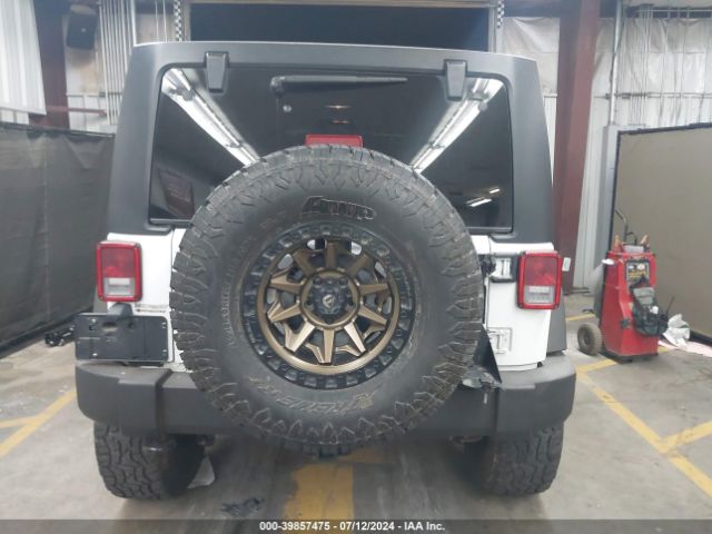 1C4HJWDG9JL904892 Jeep Wrangler Jk Unlimited Sport S 4x4