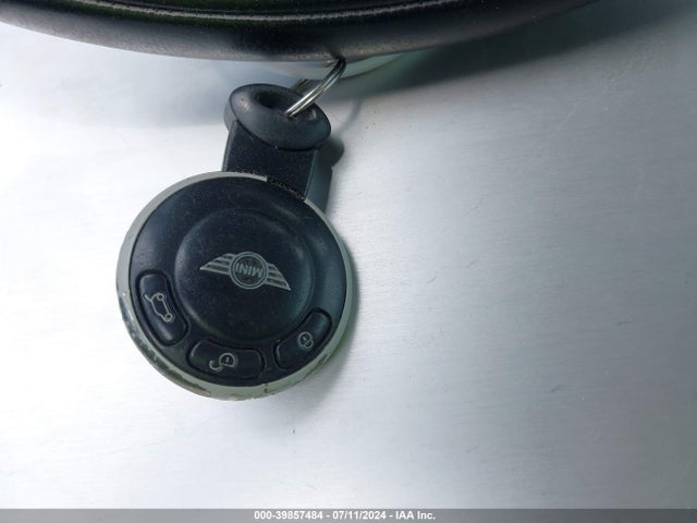 2007 MINI COOPER WMWMF33547TT53498 Photo 10