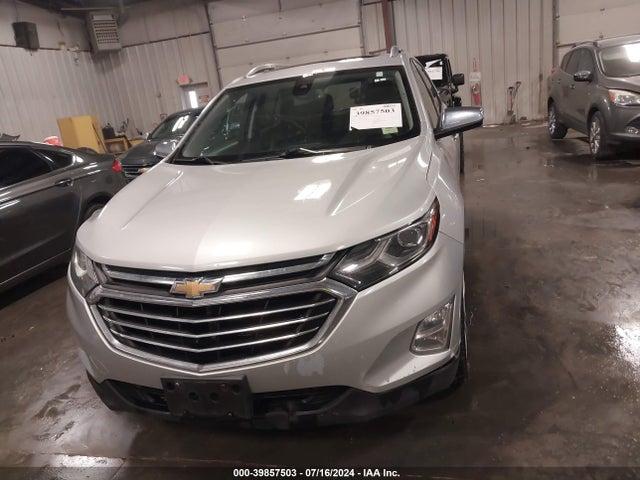 Chevrolet Equinox Premier 2018 2GNAXMEV9J6311289 Image 12