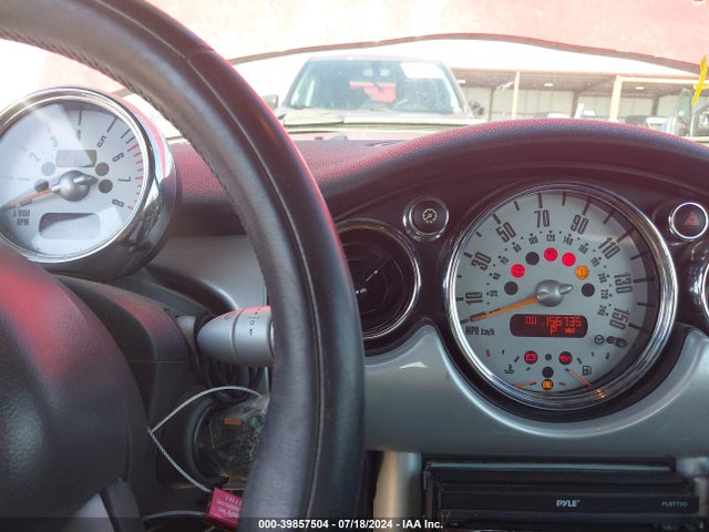 2005 MINI COOPER WMWRF33445TG12049 Photo 6