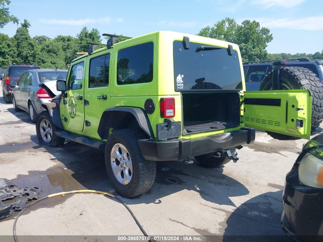 1C4BJWDG2HL503457 Jeep Wrangler Unlimited Sport 4x4