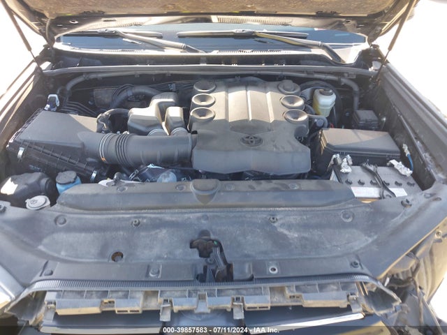 JTEEU5JR5P5304177 Toyota 4RUNNER SR5