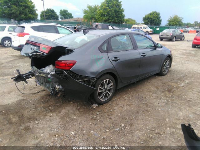 3KPF24AD3PE563879 KIA Forte Lxs
