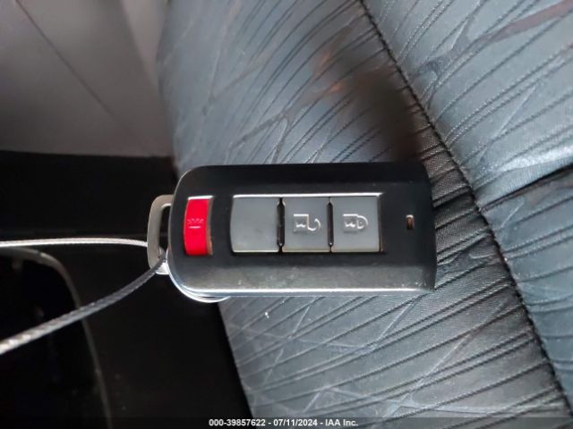 JA4AT5AA2KZ000512 Mitsubishi Eclipse Cross Se
