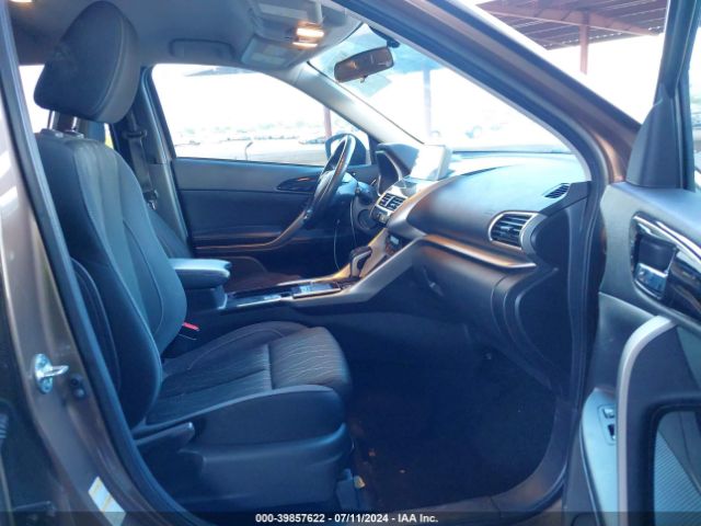 JA4AT5AA2KZ000512 Mitsubishi Eclipse Cross Se